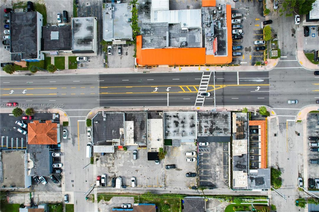 合同活跃: $1,500,000 (0 贝兹, 0 浴室, 0 平方英尺)