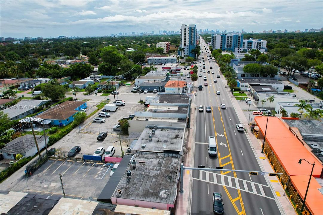 合同活跃: $1,500,000 (0 贝兹, 0 浴室, 0 平方英尺)