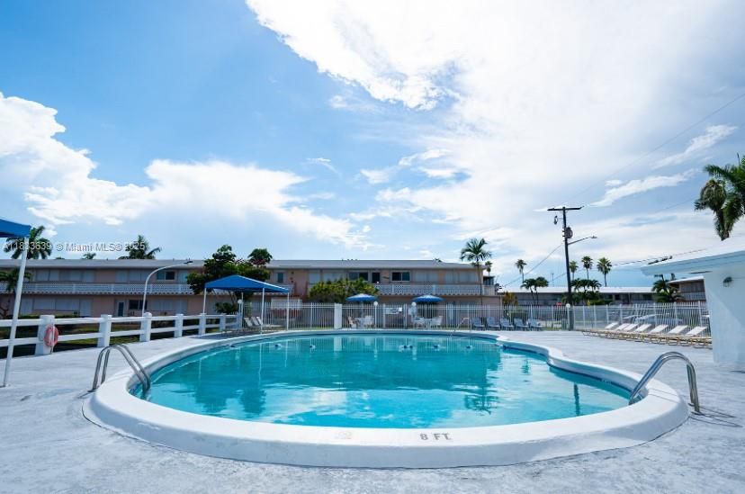 待售: $99,000 (1 贝兹, 1 浴室, 625 平方英尺)