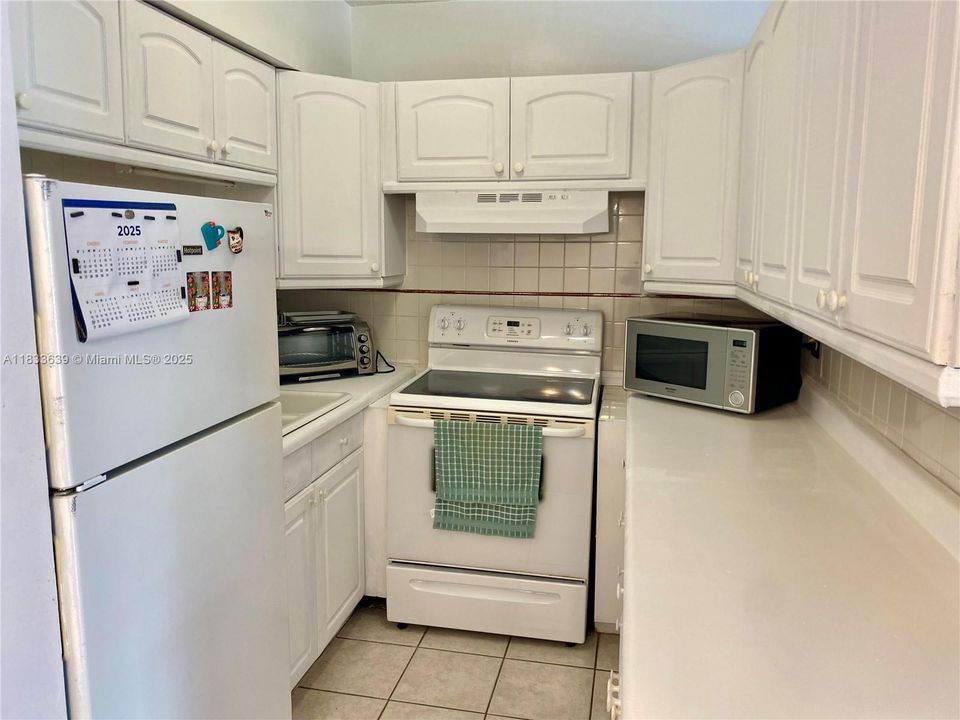 待售: $99,000 (1 贝兹, 1 浴室, 625 平方英尺)