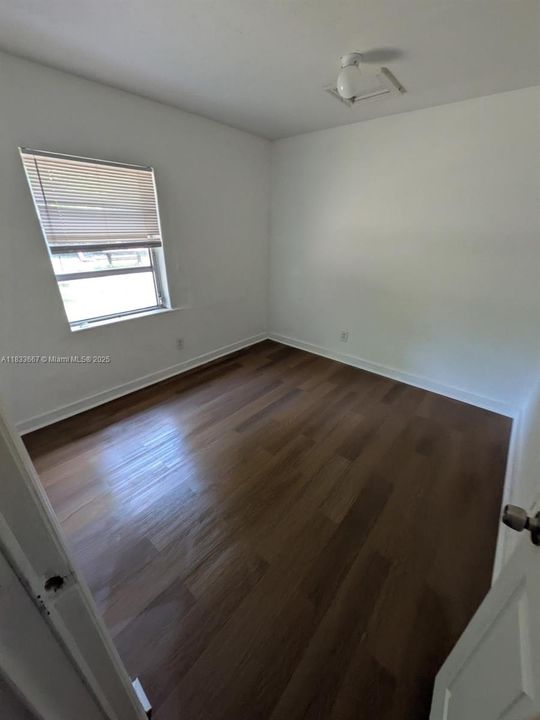 Active With Contract: $399,900 (3 beds, 1 baths, 1513 Square Feet)