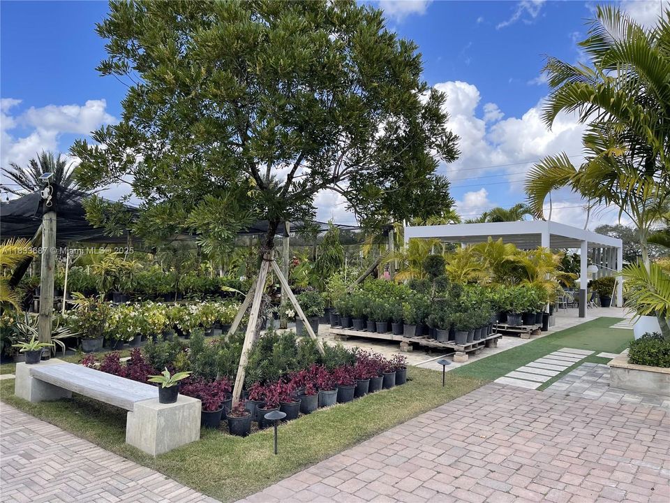 待售: $1,000,000 (1.30 acres)