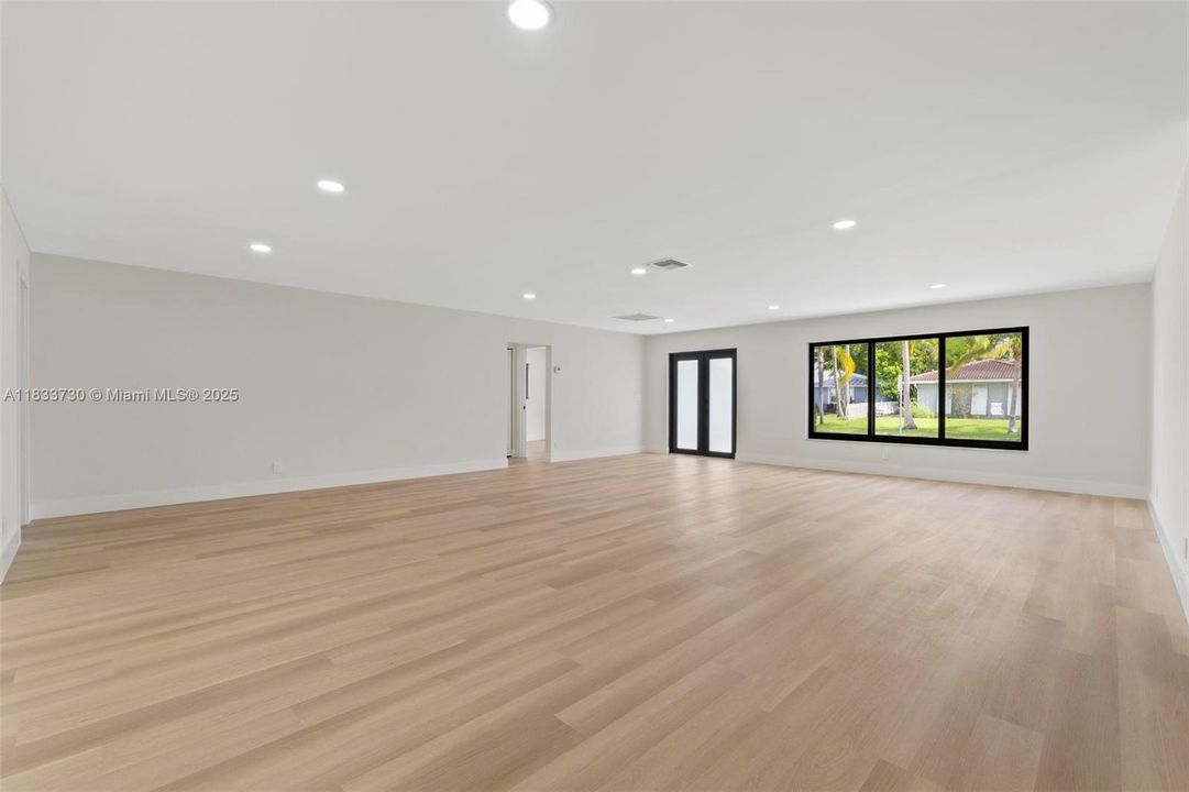 Active With Contract: $769,000 (4 beds, 2 baths, 2241 Square Feet)