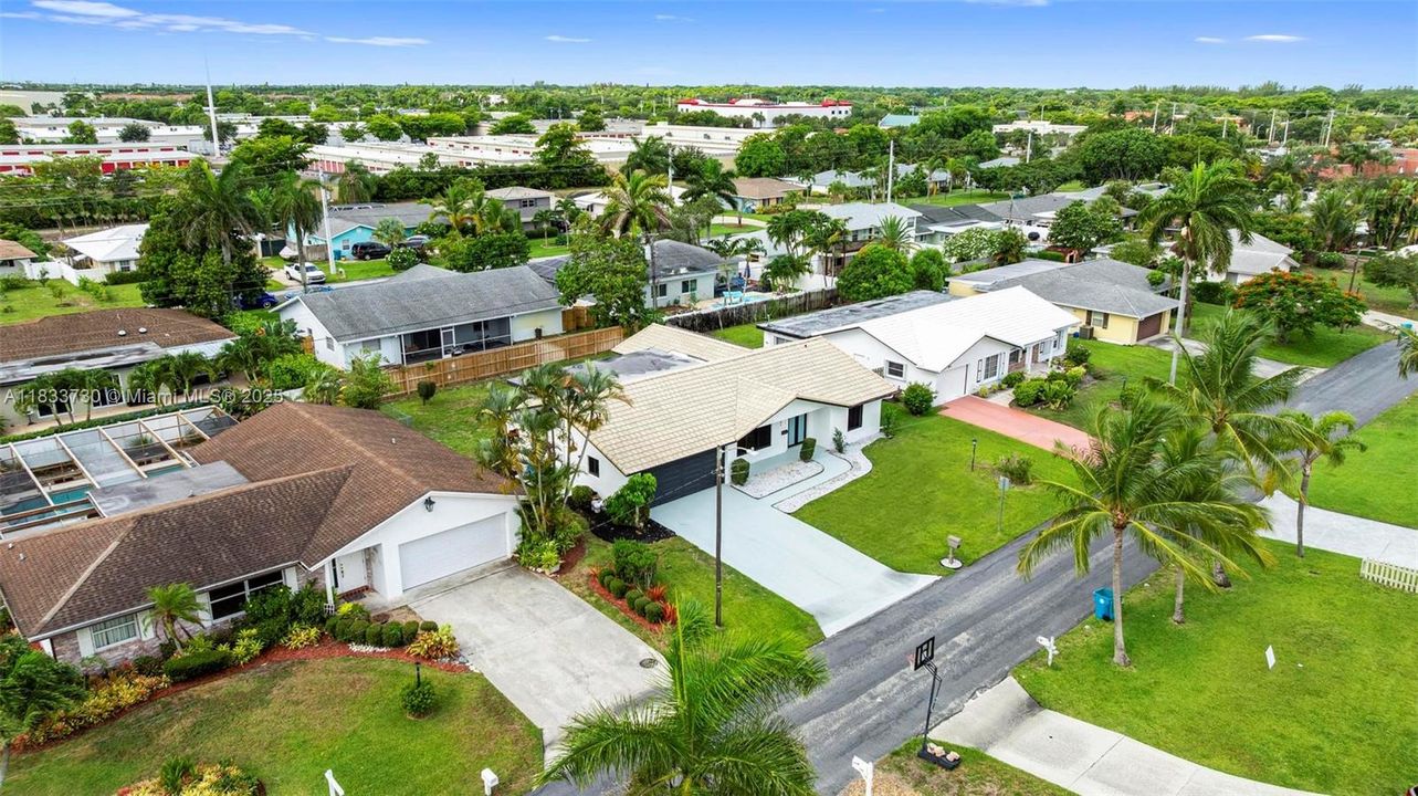 Active With Contract: $769,000 (4 beds, 2 baths, 2241 Square Feet)