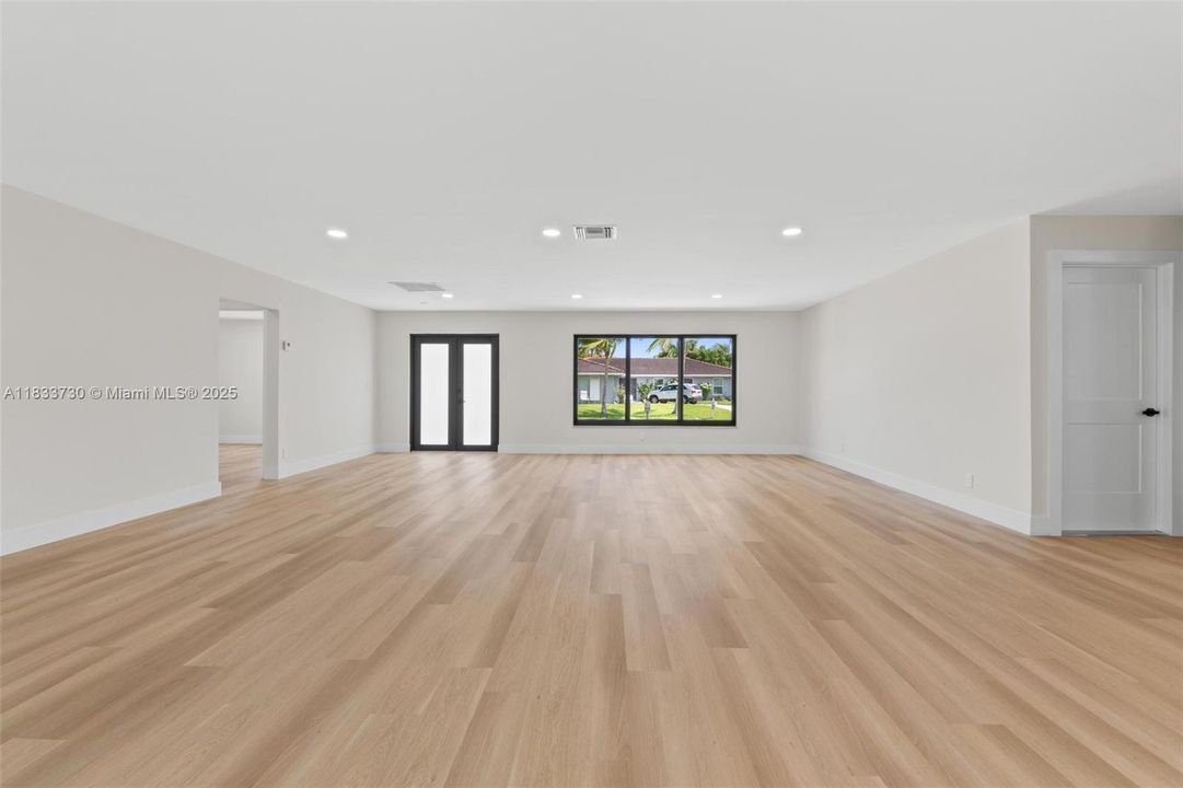 Active With Contract: $769,000 (4 beds, 2 baths, 2241 Square Feet)