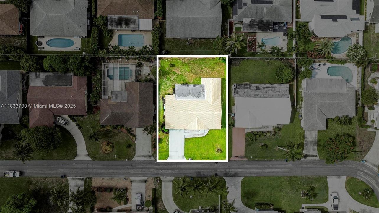 Active With Contract: $769,000 (4 beds, 2 baths, 2241 Square Feet)