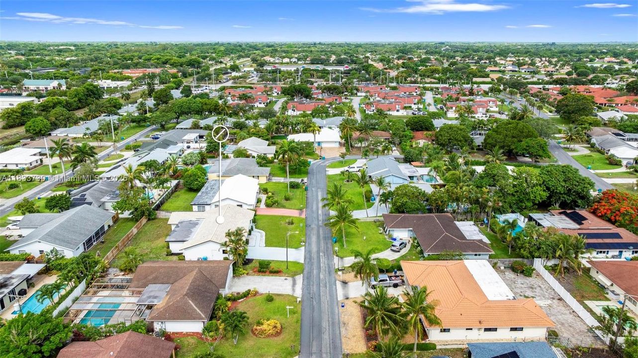 Active With Contract: $769,000 (4 beds, 2 baths, 2241 Square Feet)