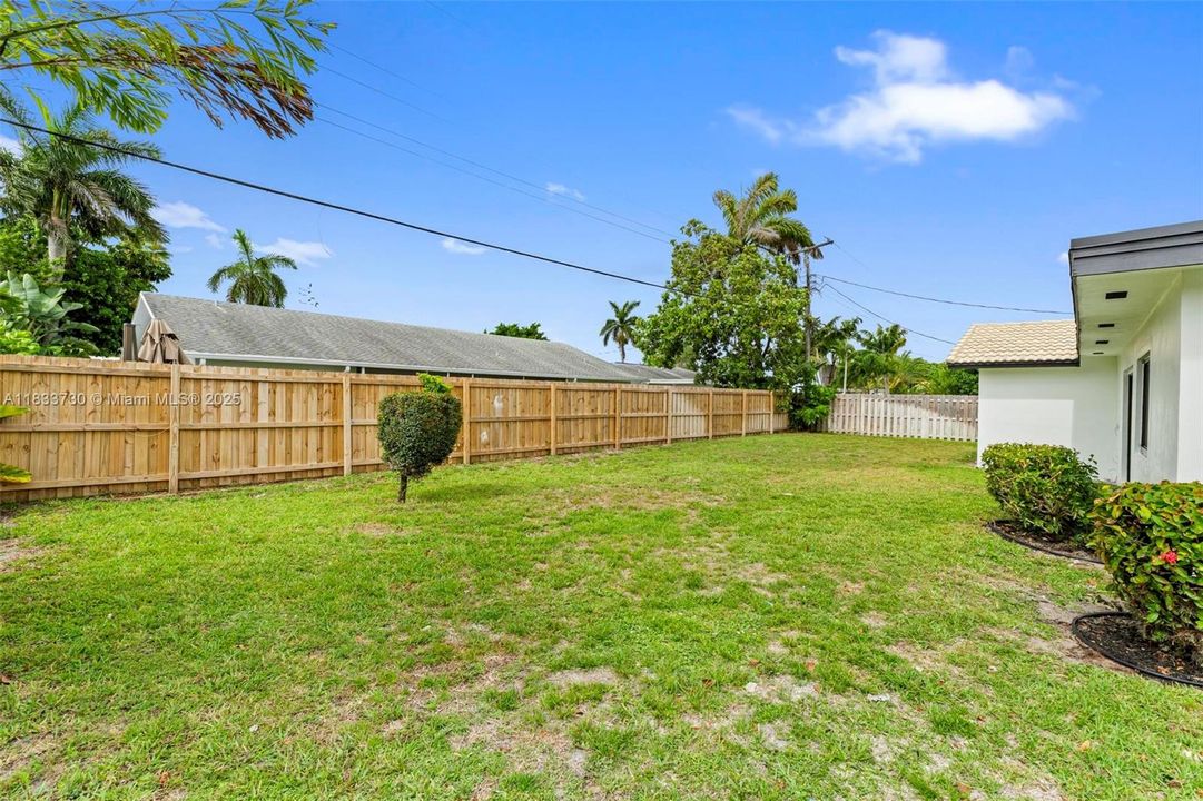 Active With Contract: $769,000 (4 beds, 2 baths, 2241 Square Feet)