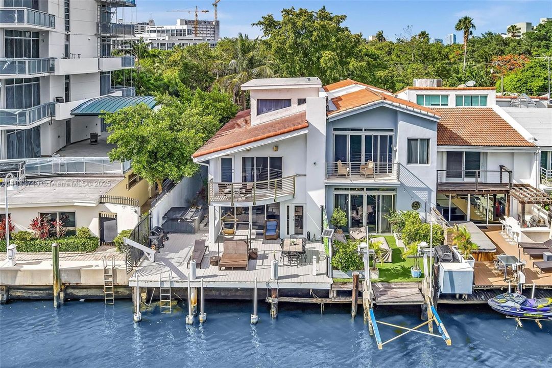 En Renta: $12,500 (4 camas, 4 baños, 0 Pies cuadrados)