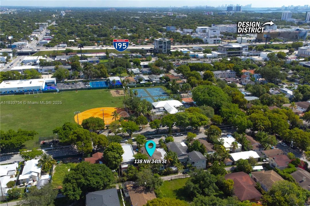 待售: $1,250,000 (2 贝兹, 1 浴室, 1510 平方英尺)