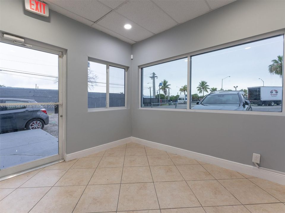 待售: $3,699,999 (0 贝兹, 0 浴室, 0 平方英尺)