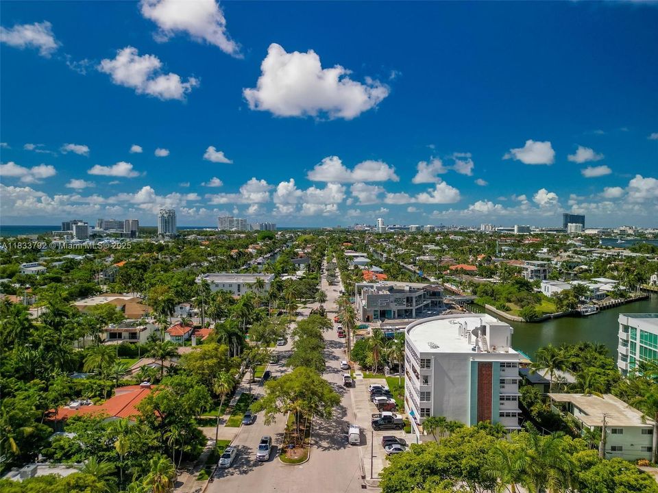 For Sale: $395,000 (1 beds, 1 baths, 1265 Square Feet)