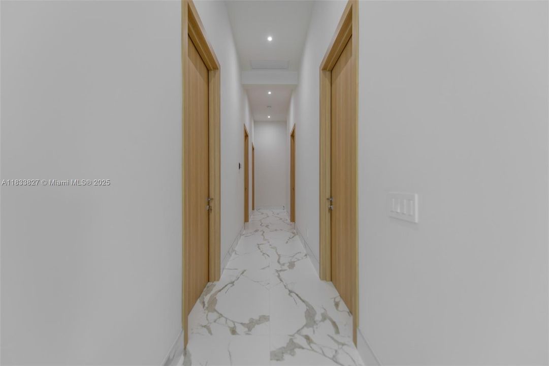 For Rent: $5,500 (5 beds, 3 baths, 2199 Square Feet)