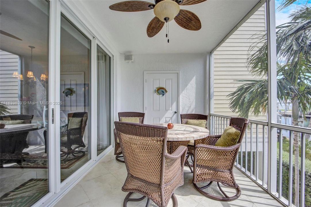 待售: $1,225,000 (3 贝兹, 2 浴室, 2026 平方英尺)