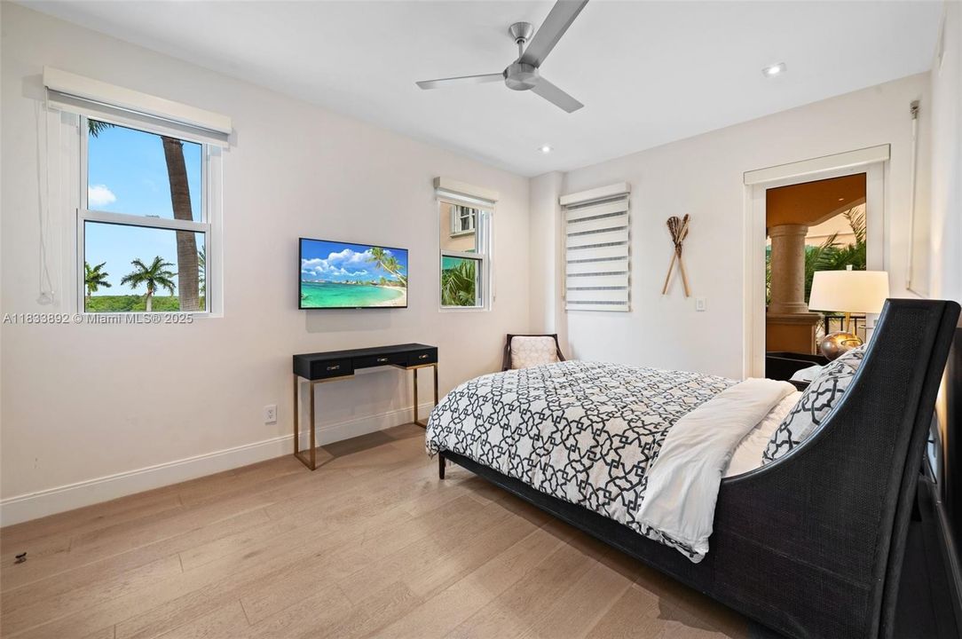 待售: $1,995,000 (3 贝兹, 3 浴室, 3190 平方英尺)