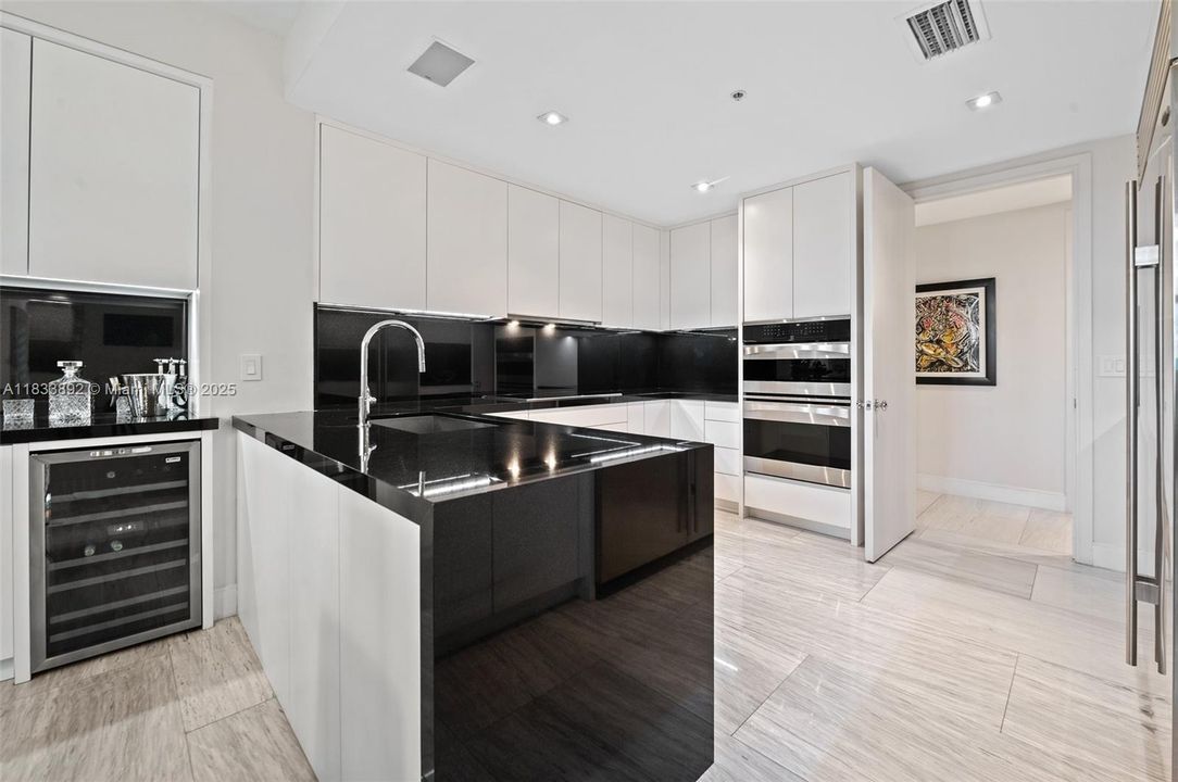 待售: $1,995,000 (3 贝兹, 3 浴室, 3190 平方英尺)