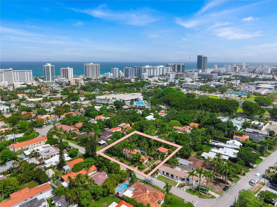En Venta: $3,700,000 (5 camas, 4 baños, 3626 Pies cuadrados)