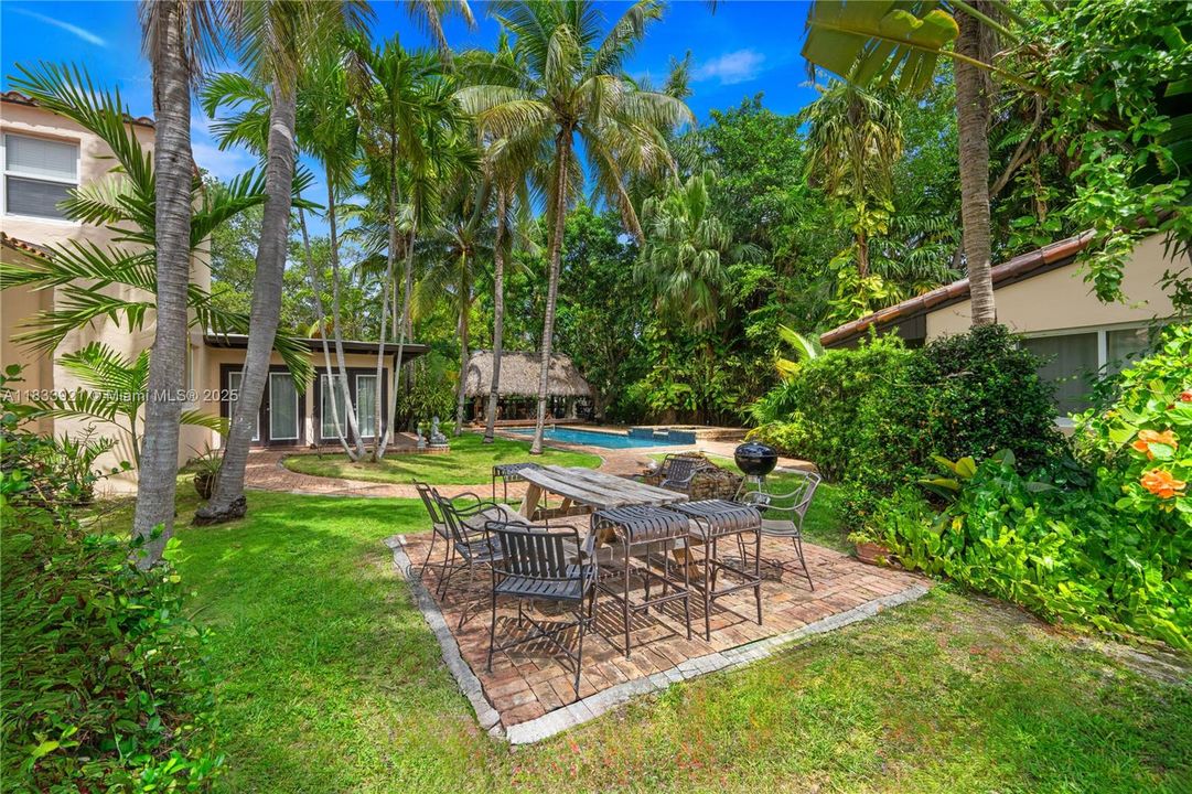 En Venta: $3,700,000 (5 camas, 4 baños, 3626 Pies cuadrados)