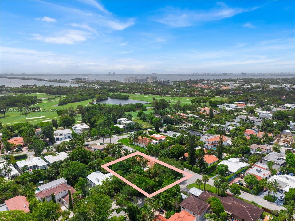 En Venta: $3,700,000 (5 camas, 4 baños, 3626 Pies cuadrados)