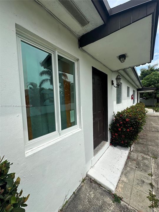 En Venta: $585,000 (0 camas, 0 baños, 1422 Pies cuadrados)