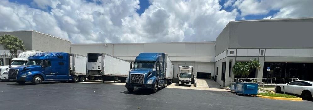 En Renta: $28 (0 camas, 0 baños, 0 Pies cuadrados)