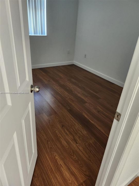 На продажу: $725,000 (3 спален, 2 ванн, 2014 Квадратных фут)