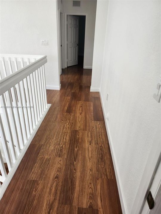 На продажу: $725,000 (3 спален, 2 ванн, 2014 Квадратных фут)