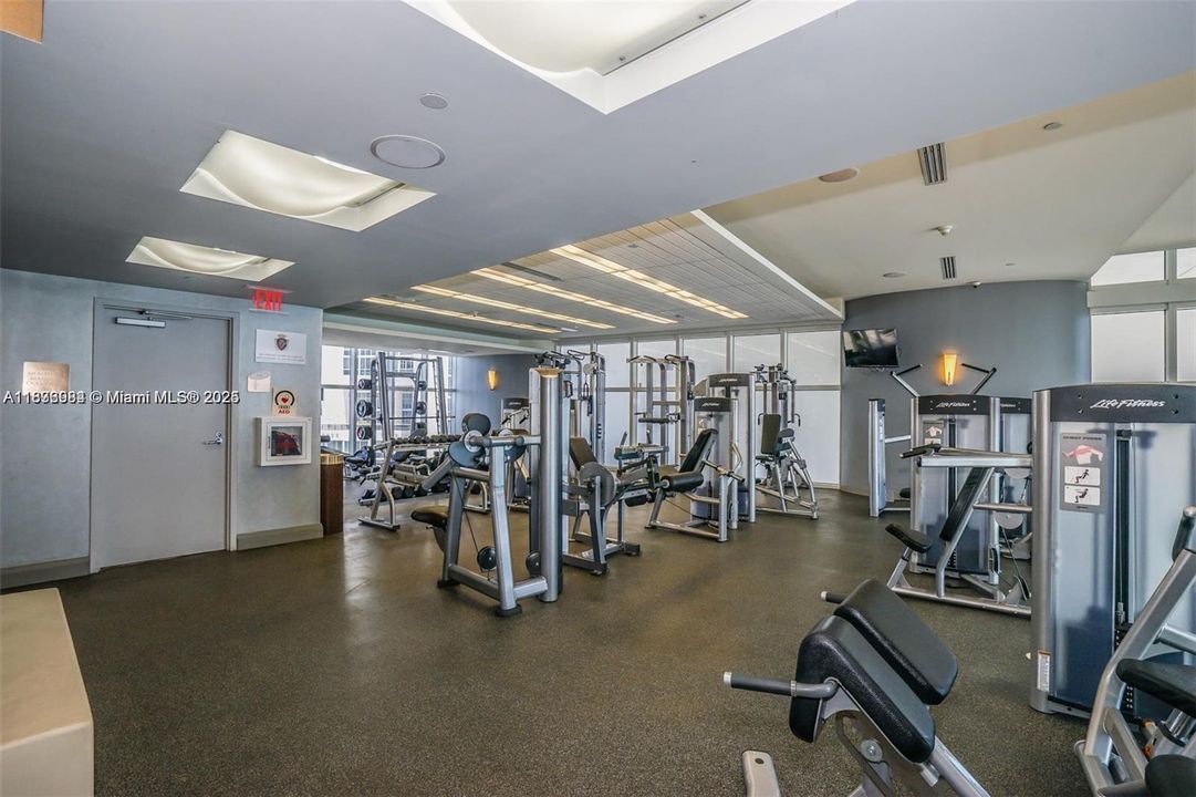 待售: $1,650,000 (2 贝兹, 2 浴室, 1348 平方英尺)