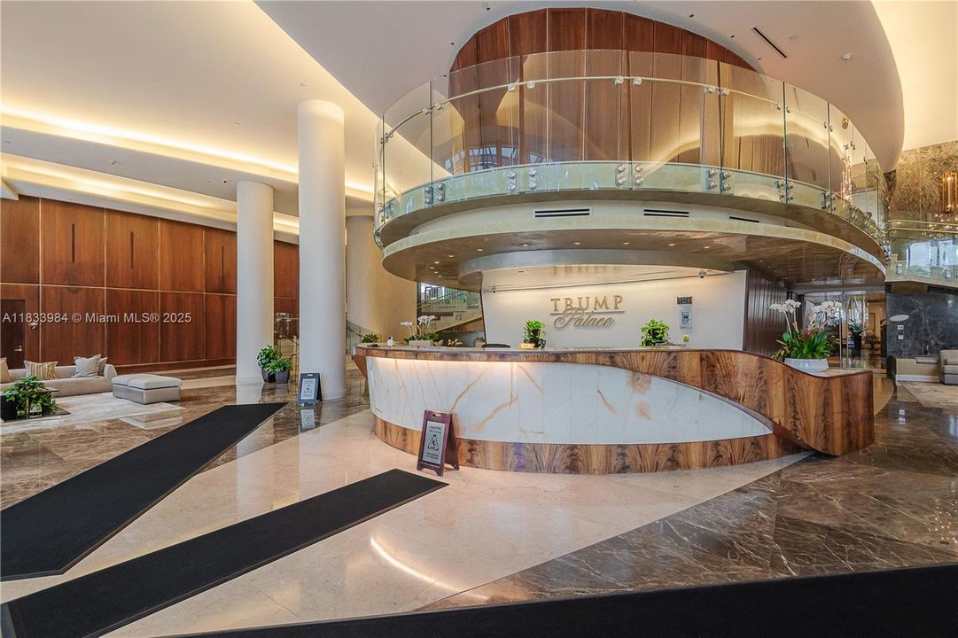 待售: $1,650,000 (2 贝兹, 2 浴室, 1348 平方英尺)