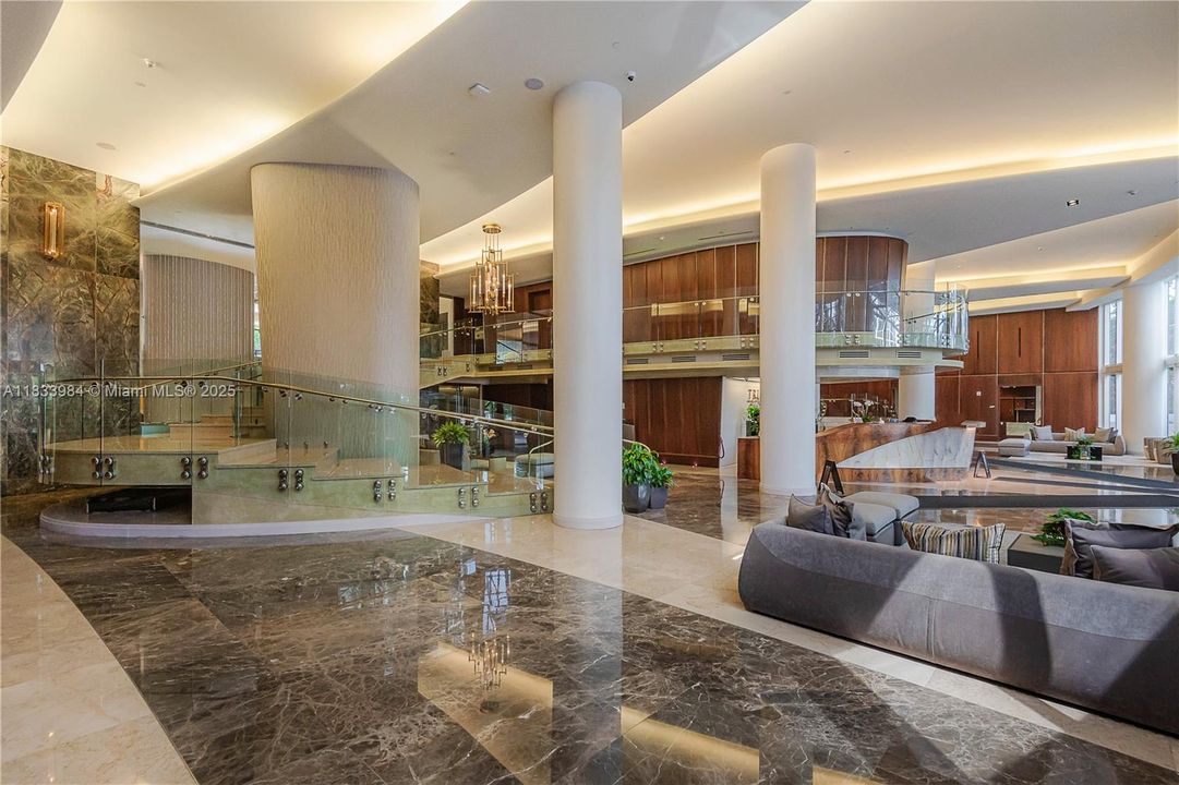 待售: $1,650,000 (2 贝兹, 2 浴室, 1348 平方英尺)