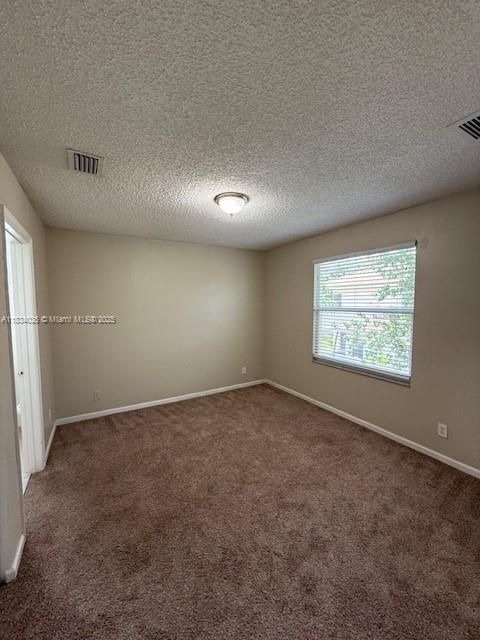 Под контрактом: $429,900 (3 спален, 2 ванн, 1897 Квадратных фут)