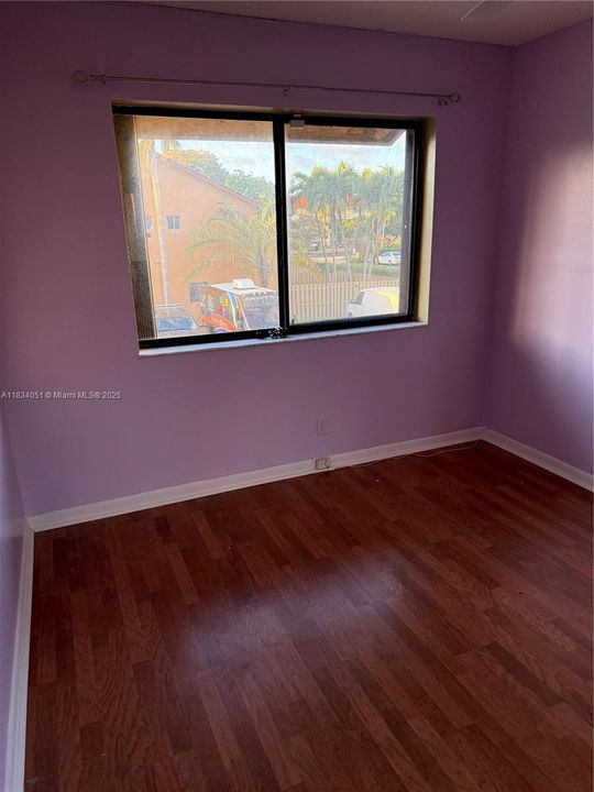 2nd Bedroom
