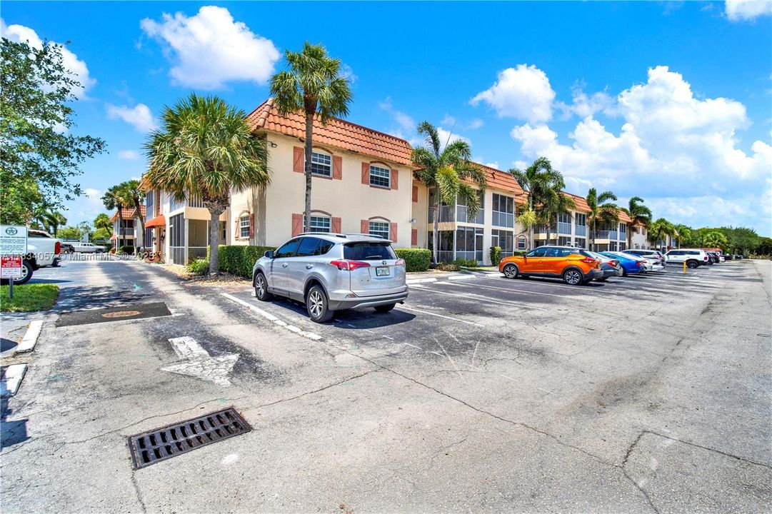 Recently Sold: $150,000 (1 beds, 1 baths, 750 Square Feet)