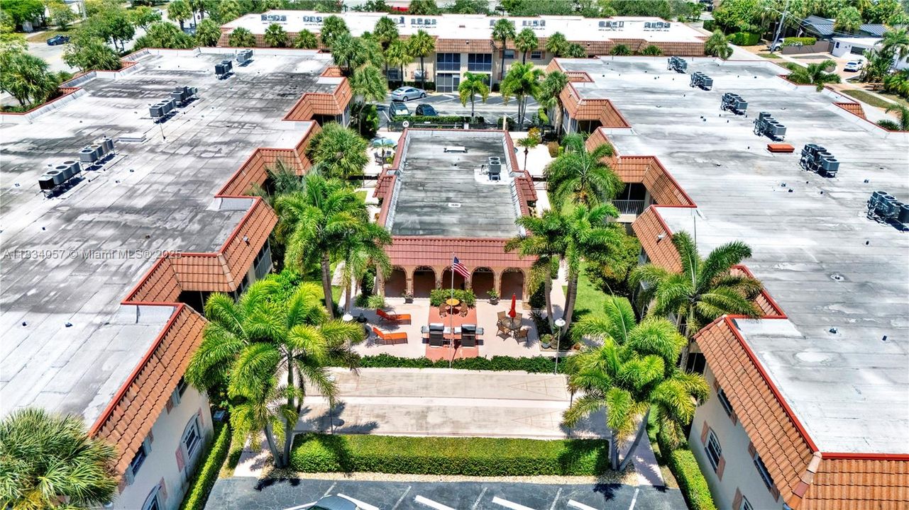 Recently Sold: $150,000 (1 beds, 1 baths, 750 Square Feet)