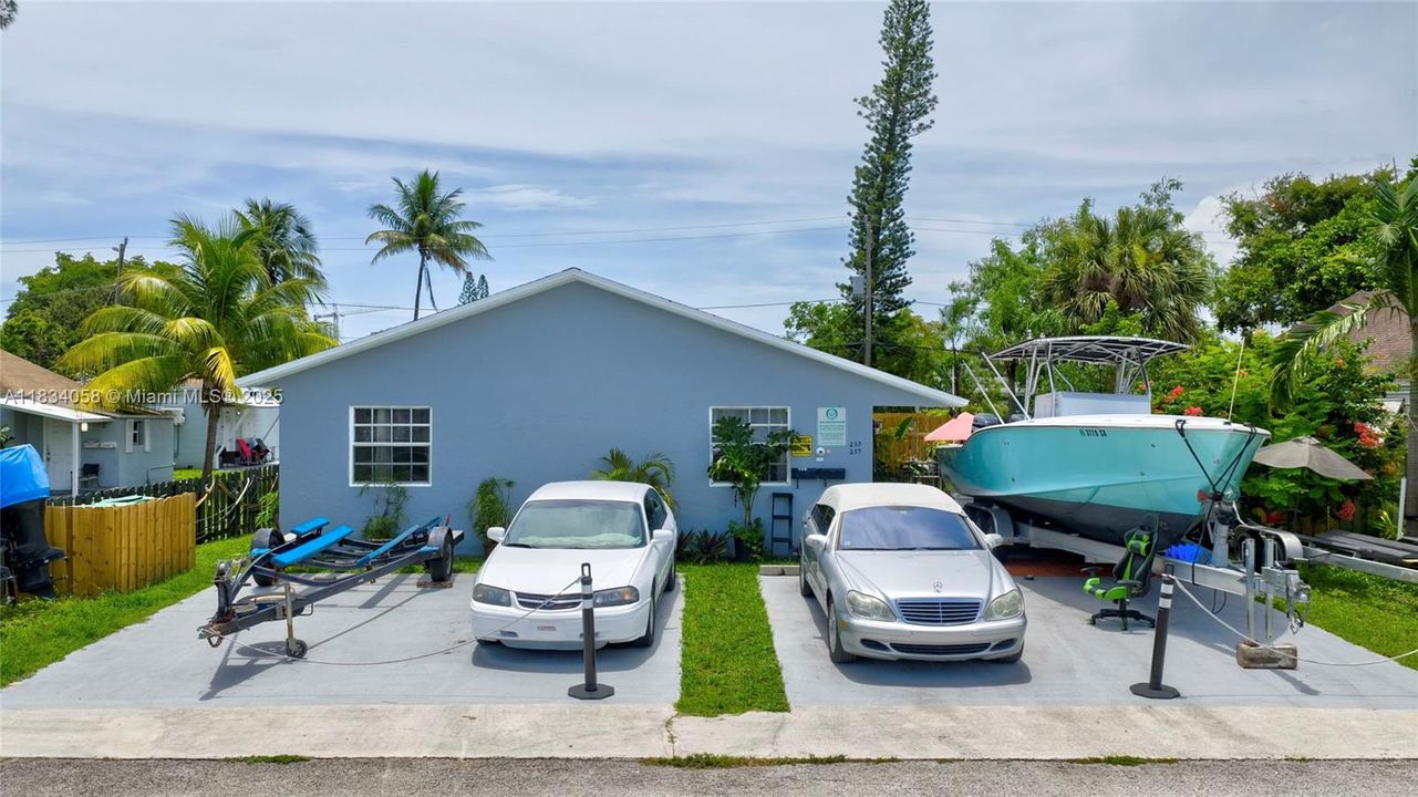 待售: $1,050,000 (0 贝兹, 0 浴室, 2548 平方英尺)