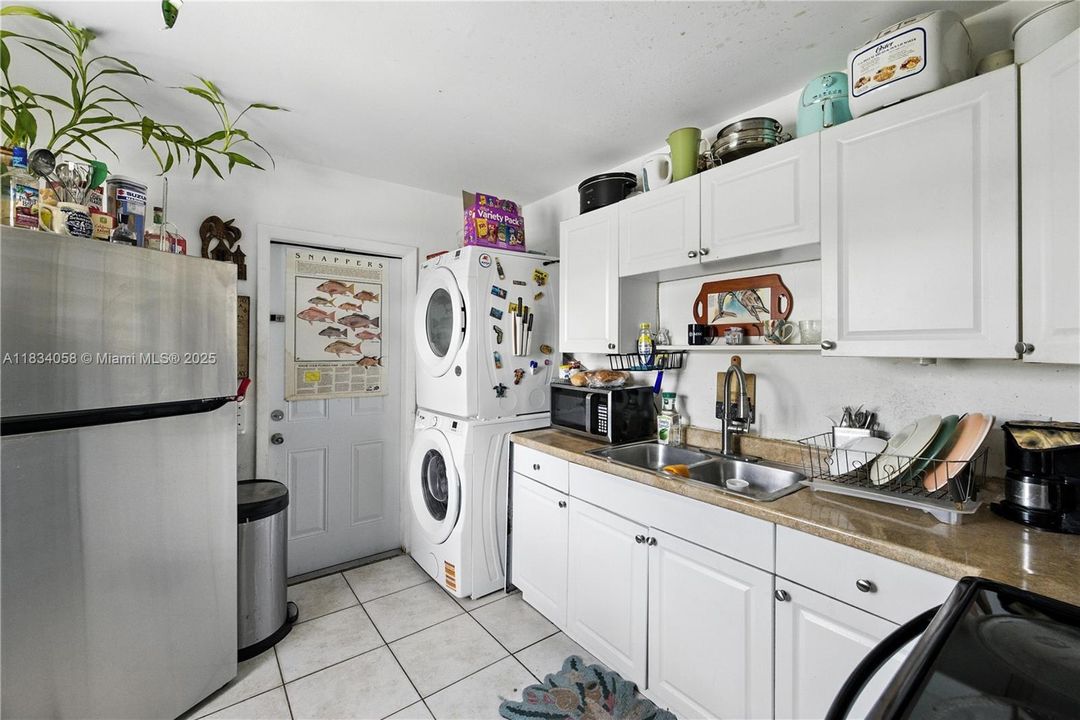 待售: $1,050,000 (0 贝兹, 0 浴室, 2548 平方英尺)