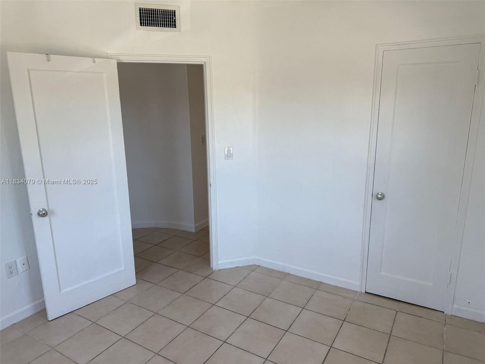 En Venta: $262,500 (2 camas, 1 baños, 725 Pies cuadrados)