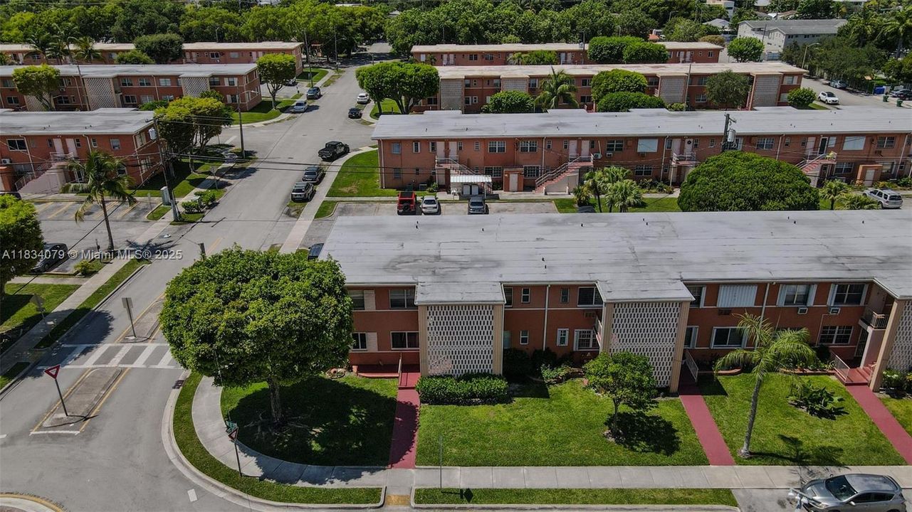 En Venta: $262,500 (2 camas, 1 baños, 725 Pies cuadrados)