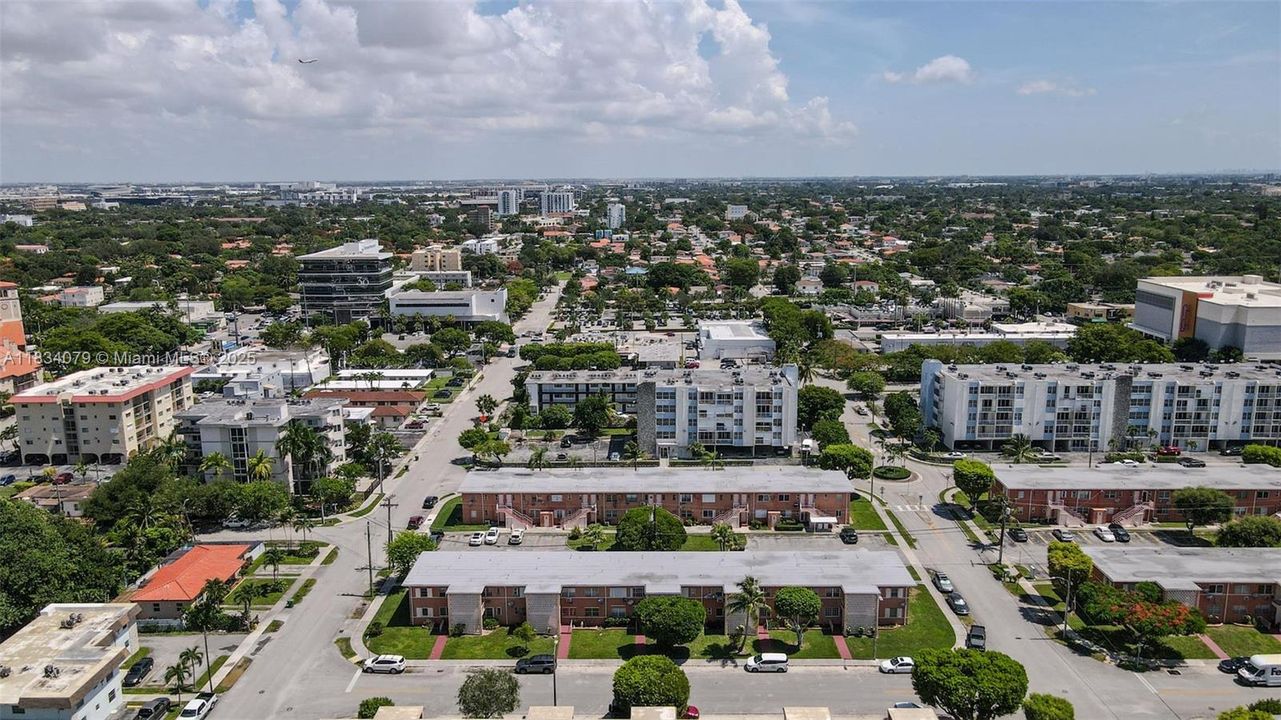 En Venta: $262,500 (2 camas, 1 baños, 725 Pies cuadrados)