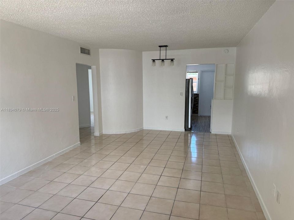 En Venta: $262,500 (2 camas, 1 baños, 725 Pies cuadrados)