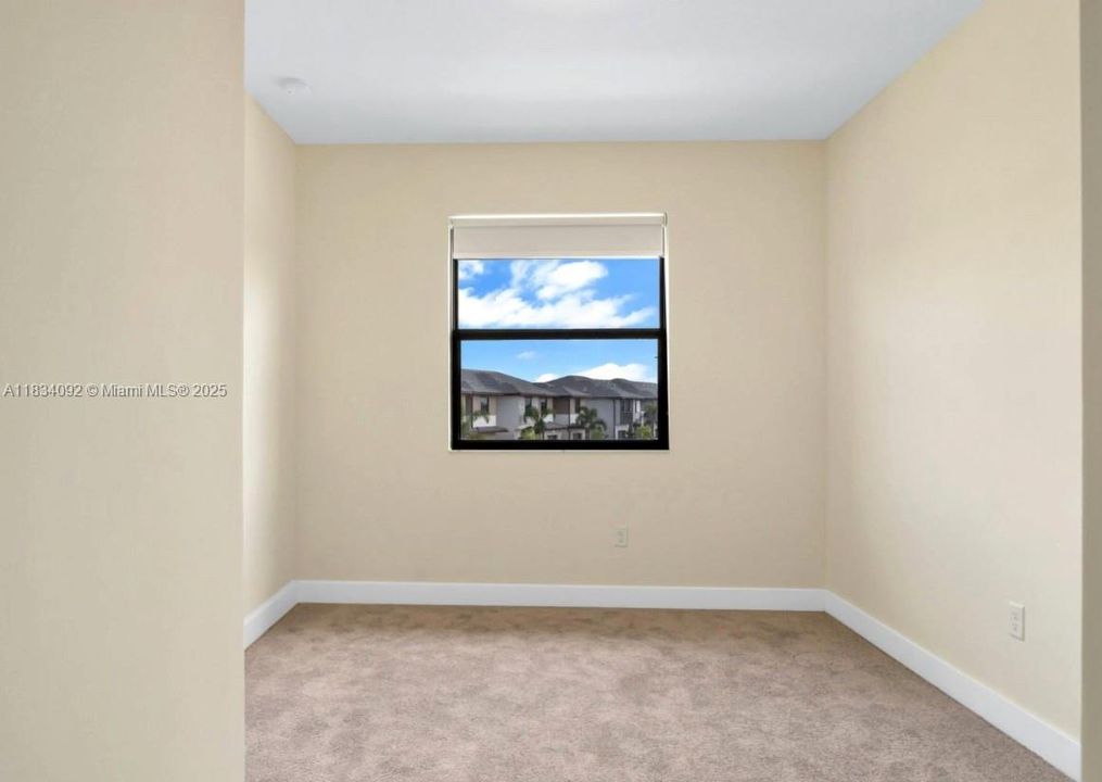 En Venta: $575,000 (3 camas, 2 baños, 1692 Pies cuadrados)