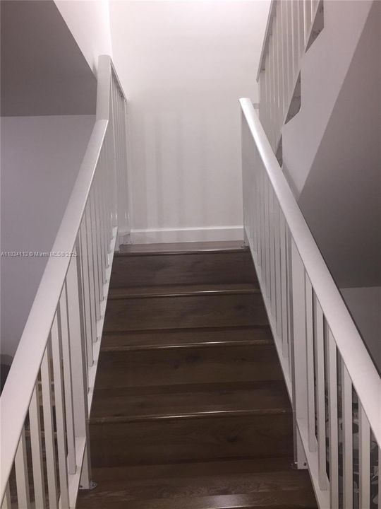 Activo con contrato: $249,900 (2 camas, 1 baños, 930 Pies cuadrados)