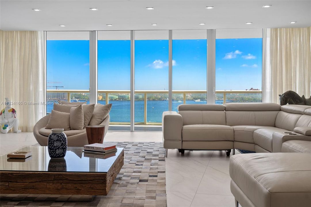 En Venta: $6,700,000 (4 camas, 4 baños, 4078 Pies cuadrados)