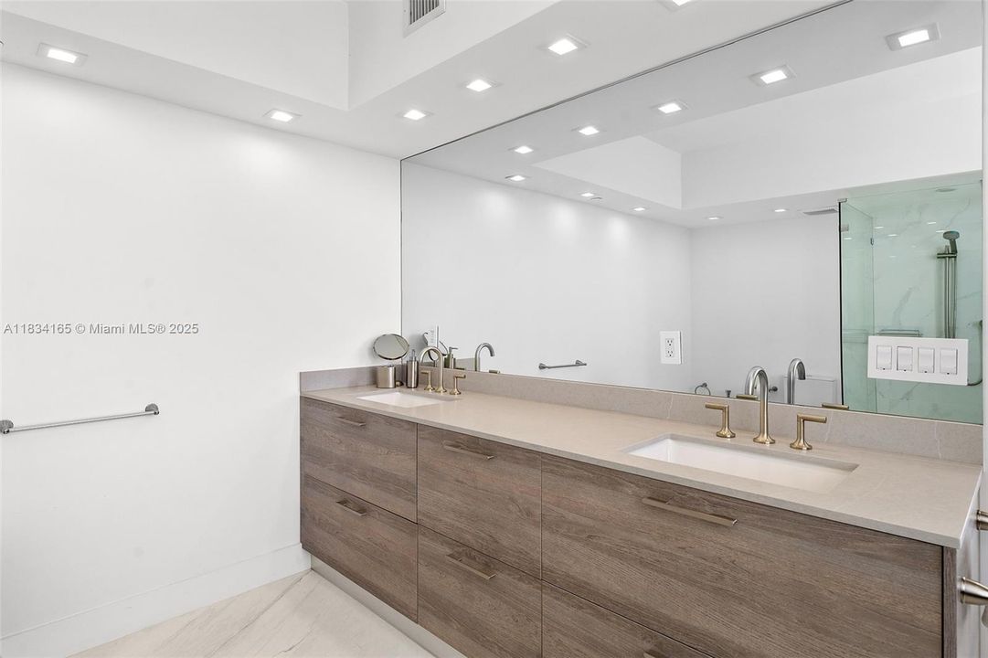 En Venta: $6,700,000 (4 camas, 4 baños, 4078 Pies cuadrados)