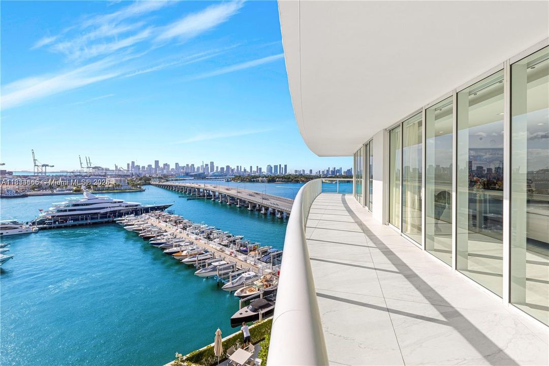 En Venta: $6,700,000 (4 camas, 4 baños, 4078 Pies cuadrados)