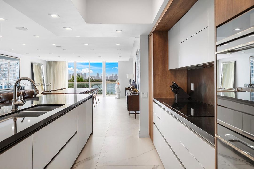 En Venta: $6,700,000 (4 camas, 4 baños, 4078 Pies cuadrados)