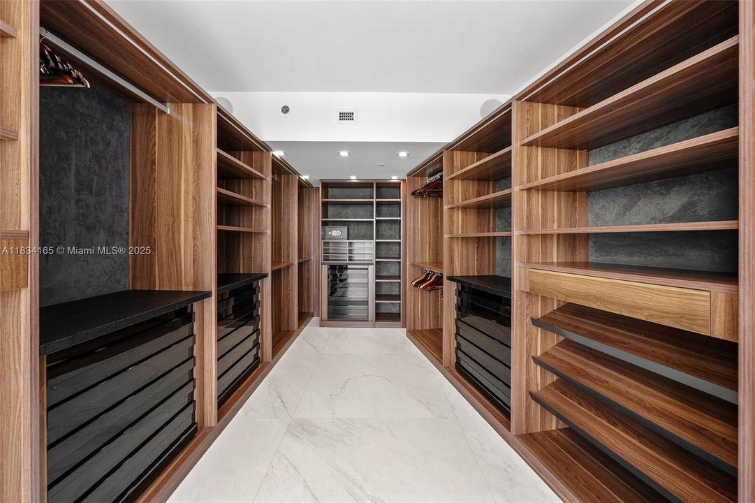 En Venta: $6,700,000 (4 camas, 4 baños, 4078 Pies cuadrados)