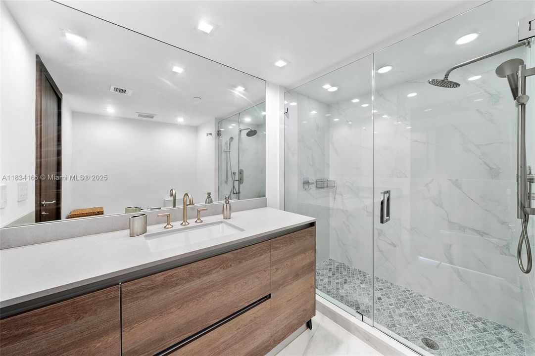 En Venta: $6,700,000 (4 camas, 4 baños, 4078 Pies cuadrados)