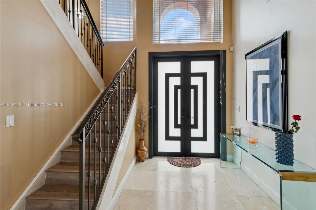 For Sale: $1,595,000 (5 beds, 3 baths, 3094 Square Feet)