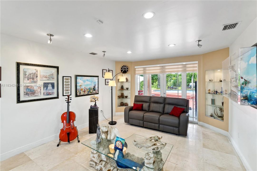 For Sale: $1,595,000 (5 beds, 3 baths, 3094 Square Feet)